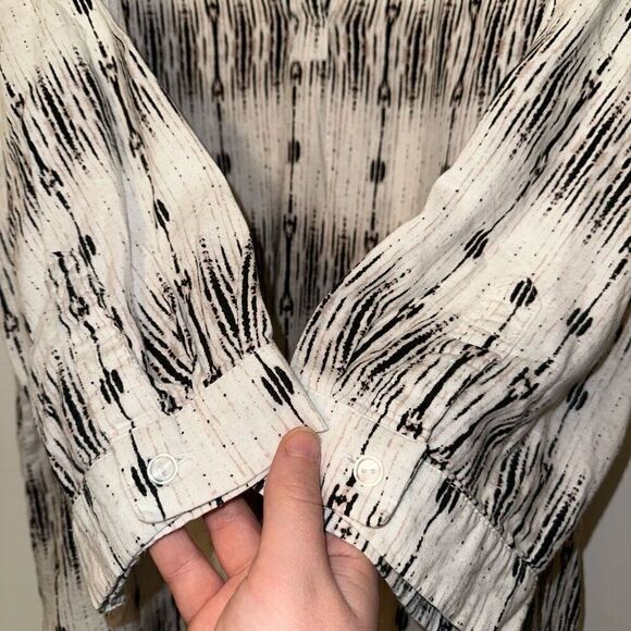 Cynthia Rowley Women’s Linen Blend Neutral Color Blouse Size 3XL - Picture 4 of 12